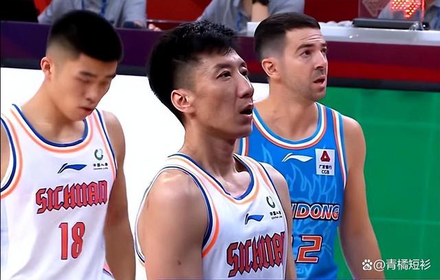 od体育入口-转折点！山东男篮再遭质疑；NBA常规赛今晨攻防权衡；震撼外界；轮换策略成焦点(辽宁和北京篮球)